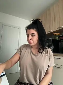 Snapshot of Scarlett-Dream chatting on November 2025 07:53:01 AM Scarlett-Dream online show from November 2025 07:53:01 AM