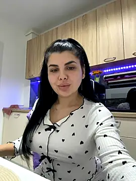 Snapshot of Scarlett-Dream chatting on November 2025 07:40:02 AM Scarlett-Dream online show from November 2025 07:40:02 AM