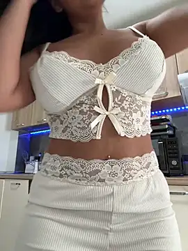 Snapshot of Scarlett-Dream chatting on May 2026 07:39:01 AM Scarlett-Dream online show from May 2026 07:39:01 AM