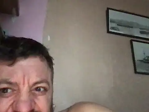 Snapshot of on-off-ffun chatting on December 2025 10:55:02 AM on-off-ffun online show from December 2025 10:55:02 AM