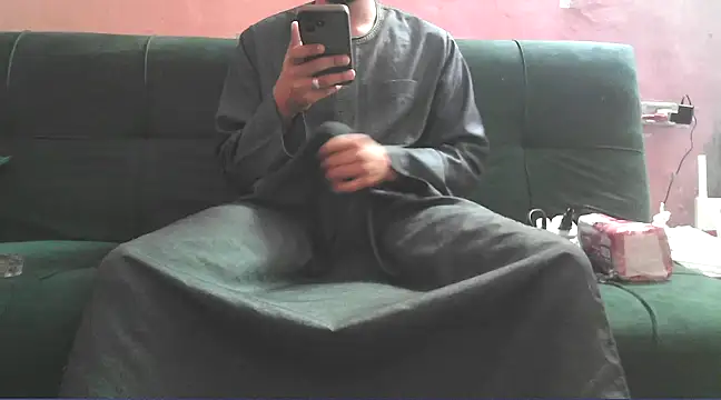 Snapshot of foxsanSs chatting on March 2025 03:48:02 AM foxsanSs online show from March 2025 03:48:02 AM