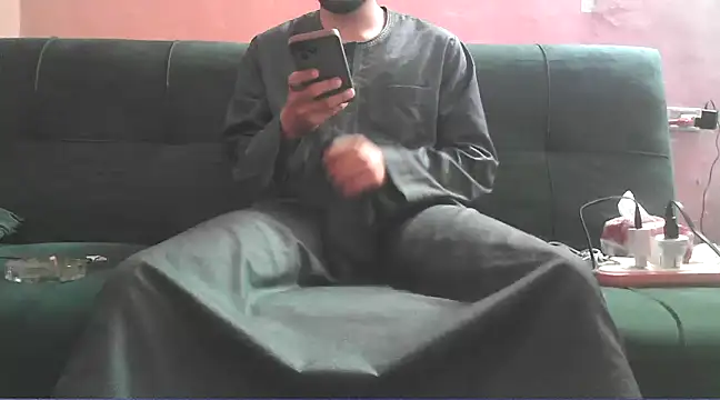 Snapshot of foxsanSs chatting on March 2025 11:01:02 PM foxsanSs online show from March 2025 11:01:02 PM