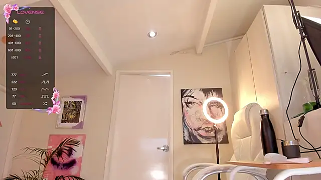 Snapshot of catalinasaiz chatting on February 2025 01:22:01 PM catalinasaiz online show from February 2025 01:22:01 PM