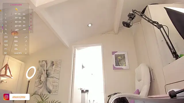 Snapshot of catalinasaiz chatting on October 2025 02:19:01 PM catalinasaiz online show from October 2025 02:19:01 PM