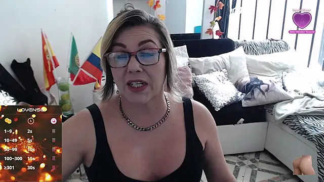 Myrnasexxx online show from February 2025 04:46:01 PM