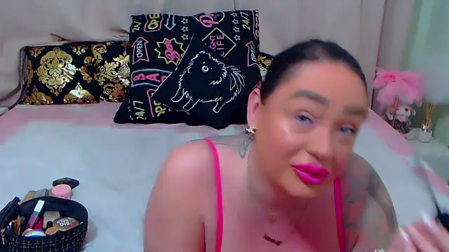 BustyVicky online show from February 2025 10:40:02 PM