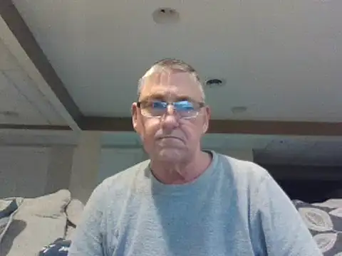 Snapshot of takeitall101 chatting on January 2025 11:18:01 PM takeitall101 online show from January 2025 11:18:01 PM