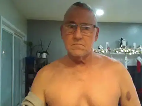 Snapshot of takeitall101 chatting on January 2025 11:19:02 PM takeitall101 online show from January 2025 11:19:02 PM