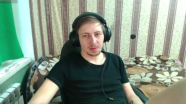 darienlarge online show from November 2025 10:46:02 AM