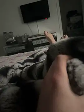 Snapshot of Furdale chatting on February 2025 03:06:01 PM Furdale online show from February 2025 03:06:01 PM