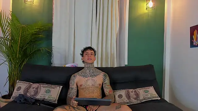 Aron ford online show from April 2026 01:37:02 AM