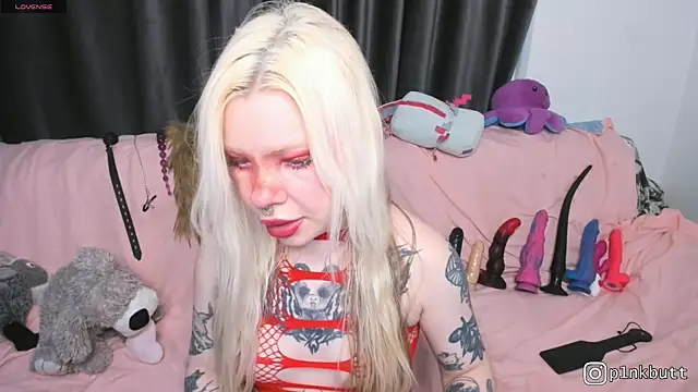 Snapshot of HelenGoat chatting on July 2026 04:33:02 AM HelenGoat online show from July 2026 04:33:02 AM