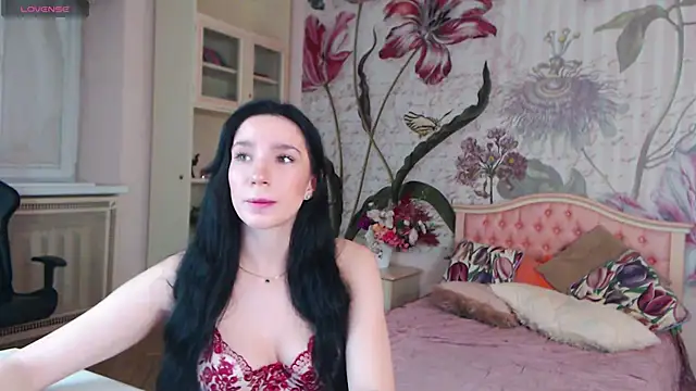 Snapshot of AliciaBow chatting on November 2025 03:22:02 PM AliciaBow online show from November 2025 03:22:02 PM