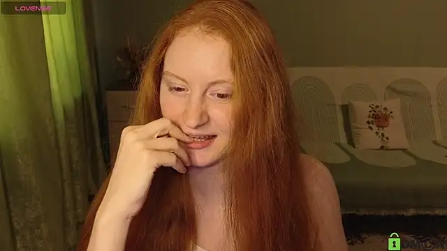 Snapshot of astoria_ross_ chatting on May 2026 03:07:01 PM astoria ross online show from May 2026 03:07:01 PM