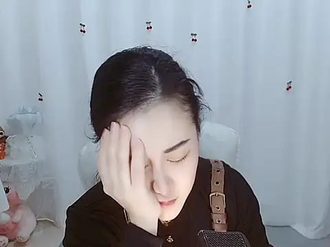 Angel-C online show from November 2025 01:29:02 AM