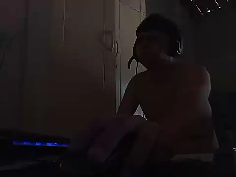 JOHN GOSTOSO online show from November 2025 12:05:02 PM