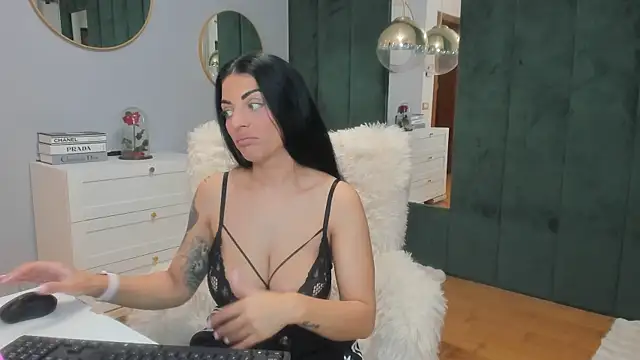 ElisaBaxter online show from November 2025 03:41:01 AM