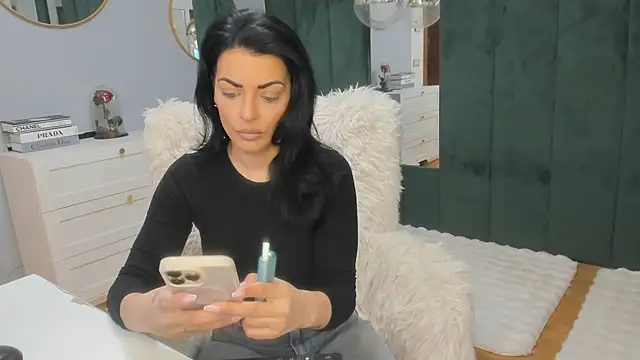 ElisaBaxter online show from February 2026 05:40:02 AM