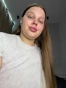 Snapshot of perfect_sweety_girl chatting on July 2026 07:49:02 PM perfect sweety girl online show from July 2026 07:49:02 PM