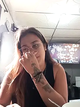 Latina sexy1 online show from January 2026 07:56:02 PM