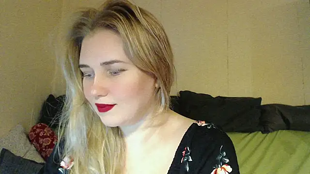 mmmPinUpGirl online show from November 2025 05:11:01 PM