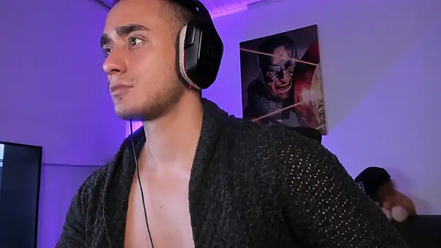 Snapshot of AlexRivera6 chatting on December 2024 12:37:02 AM AlexRivera6 online show from December 2024 12:37:02 AM