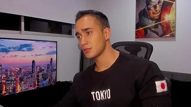 Snapshot of AlexRivera6 chatting on January 2025 01:32:02 AM AlexRivera6 online show from January 2025 01:32:02 AM