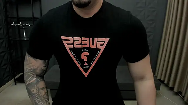 TonyWilcox online show from November 2025 05:19:02 AM