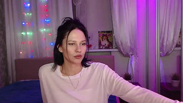 Snapshot of Zlata888 chatting on December 2024 09:40:02 PM Zlata888 online show from December 2024 09:40:02 PM
