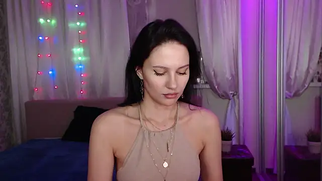 Snapshot of Zlata888 chatting on March 2025 12:00:01 PM Zlata888 online show from March 2025 12:00:01 PM