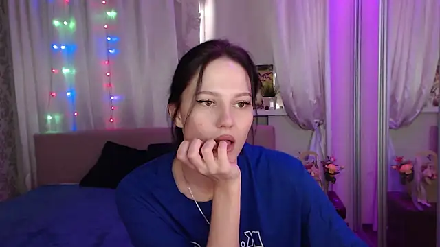 Snapshot of Zlata888 chatting on March 2025 09:34:02 AM Zlata888 online show from March 2025 09:34:02 AM