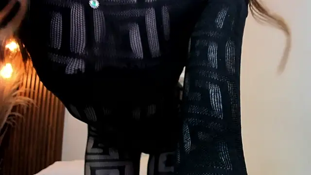 LANA-JONNES online show from March 2026 04:27:01 AM