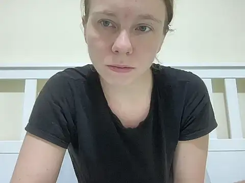 SweetLucy96 online show from November 2025 11:10:01 AM