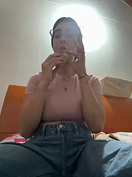  Niah  online show from January 2026 12:45:02 AM