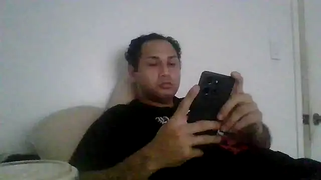 XjjripppX online show from September 2025 08:43:01 PM