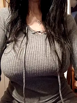 Snapshot of eva750 chatting on February 2025 05:07:01 PM eva750 online show from February 2025 05:07:01 PM