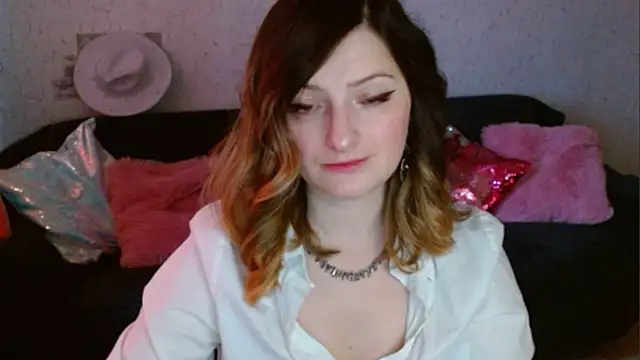 Arielsssplash online show from February 2026 07:45:01 AM