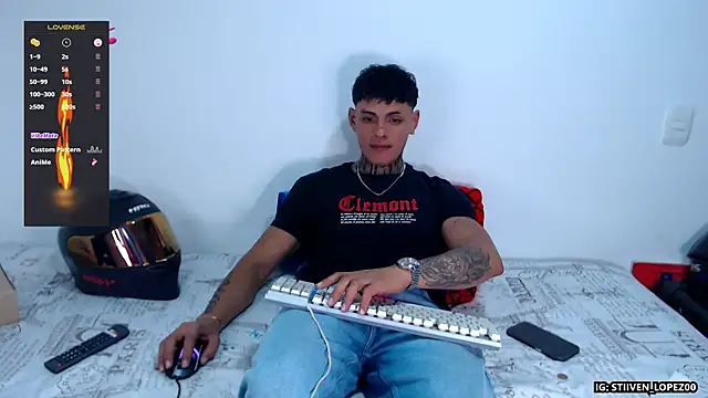 danilohot 19 online show from May 2026 04:21:02 AM