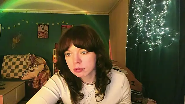 Snapshot of ClancyMorissey chatting on April 2026 04:59:02 PM ClancyMorissey online show from April 2026 04:59:02 PM