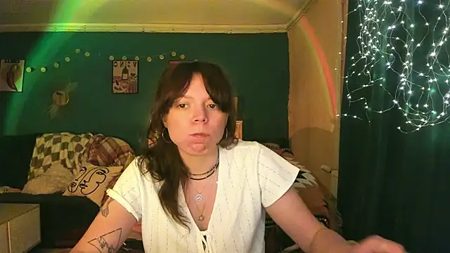 Snapshot of ClancyMorissey chatting on May 2026 08:38:02 PM ClancyMorissey online show from May 2026 08:38:02 PM