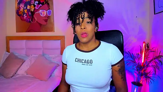 AitanaBrown  online show from April 2026 03:42:02 PM