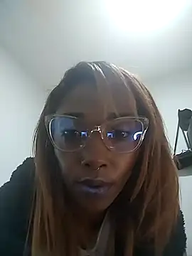 Snapshot of nikol_baby_ chatting on February 2025 10:29:02 PM nikol baby online show from February 2025 10:29:02 PM