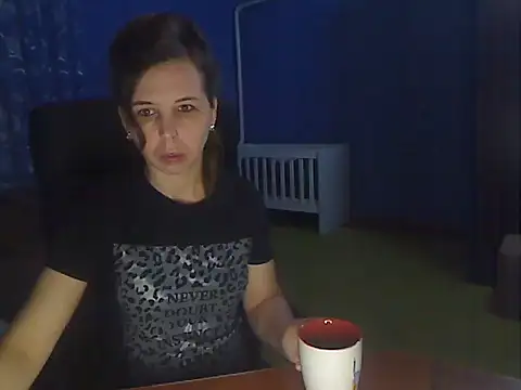 loveis007 online show from November 2025 03:39:01 AM