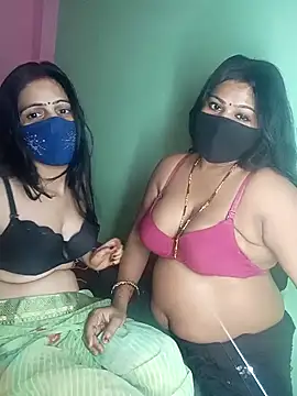 cutee  crazy online show from October 2025 05:47:01 PM