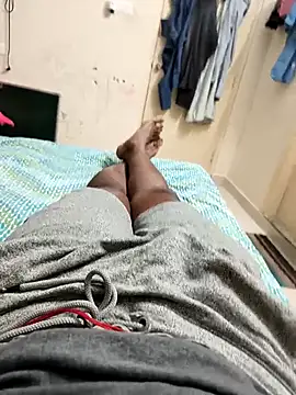 Snapshot of mkmony chatting on September 2025 06:10:01 PM mkmony online show from September 2025 06:10:01 PM