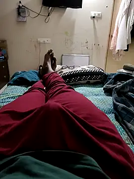 Snapshot of mkmony chatting on November 2025 07:24:02 PM mkmony online show from November 2025 07:24:02 PM