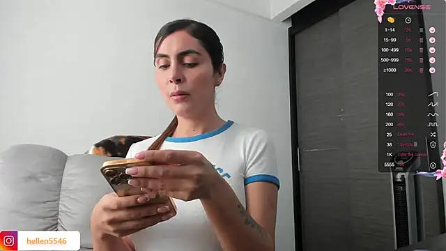 Snapshot of xspecialoomx chatting on December 2024 08:04:02 PM xspecialoomx online show from December 2024 08:04:02 PM