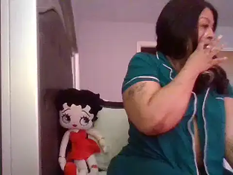 Snapshot of MSweetLindaParks chatting on January 2025 01:07:01 PM MSweetLindaParks online show from January 2025 01:07:01 PM