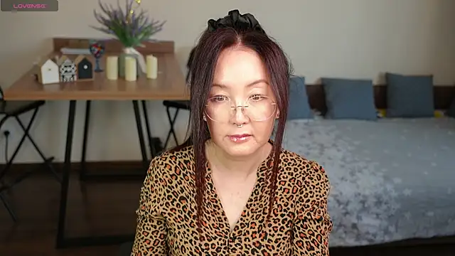 AvroraSakura online show from April 2026 11:52:01 AM