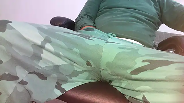 Snapshot of Red_Maister chatting on February 2026 12:56:02 AM Red Maister online show from February 2026 12:56:02 AM